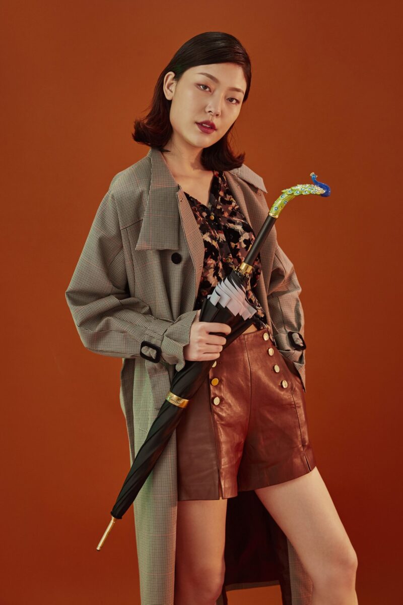 colored enamel peacock long handle umbrella